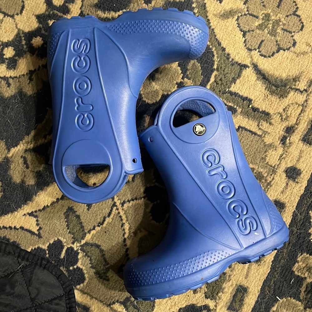 Blue rain boots crocs kids